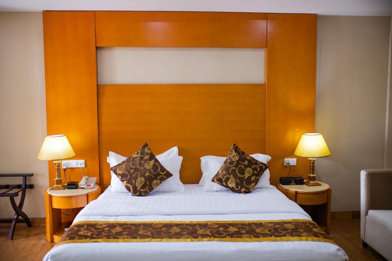 Hotel Sunshine เอนูกู ภายนอก รูปภาพ